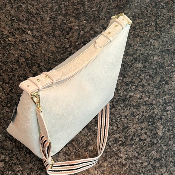 DKNY Hanley Hobo Cream Leather Bag with Gold Accents and guitar strap NWT - Picture 10 of 16